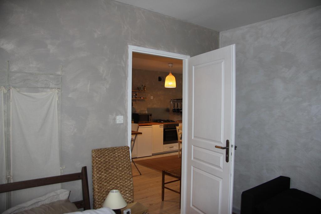 Gite La Parenthese Saint-Hostien Exterior foto